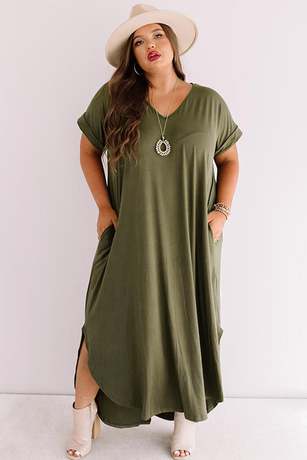 Green Plus Size V Neck Rolled Cuffs Maxi Dress